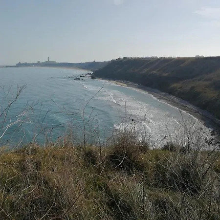 Minicasa Con Ampia Terrazza * Vasto