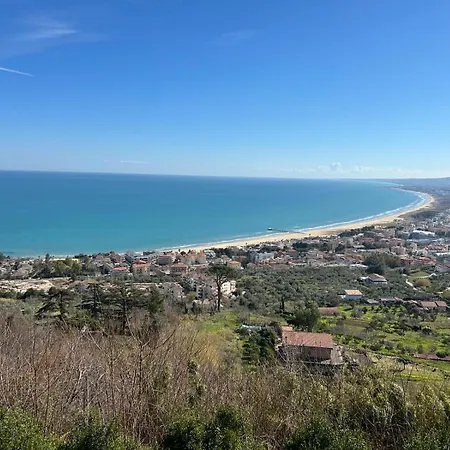 Minicasa Con Ampia Terrazza * Vasto